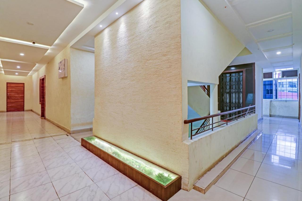 Hotel O Aditya Grand Inn Guntur Exterior photo