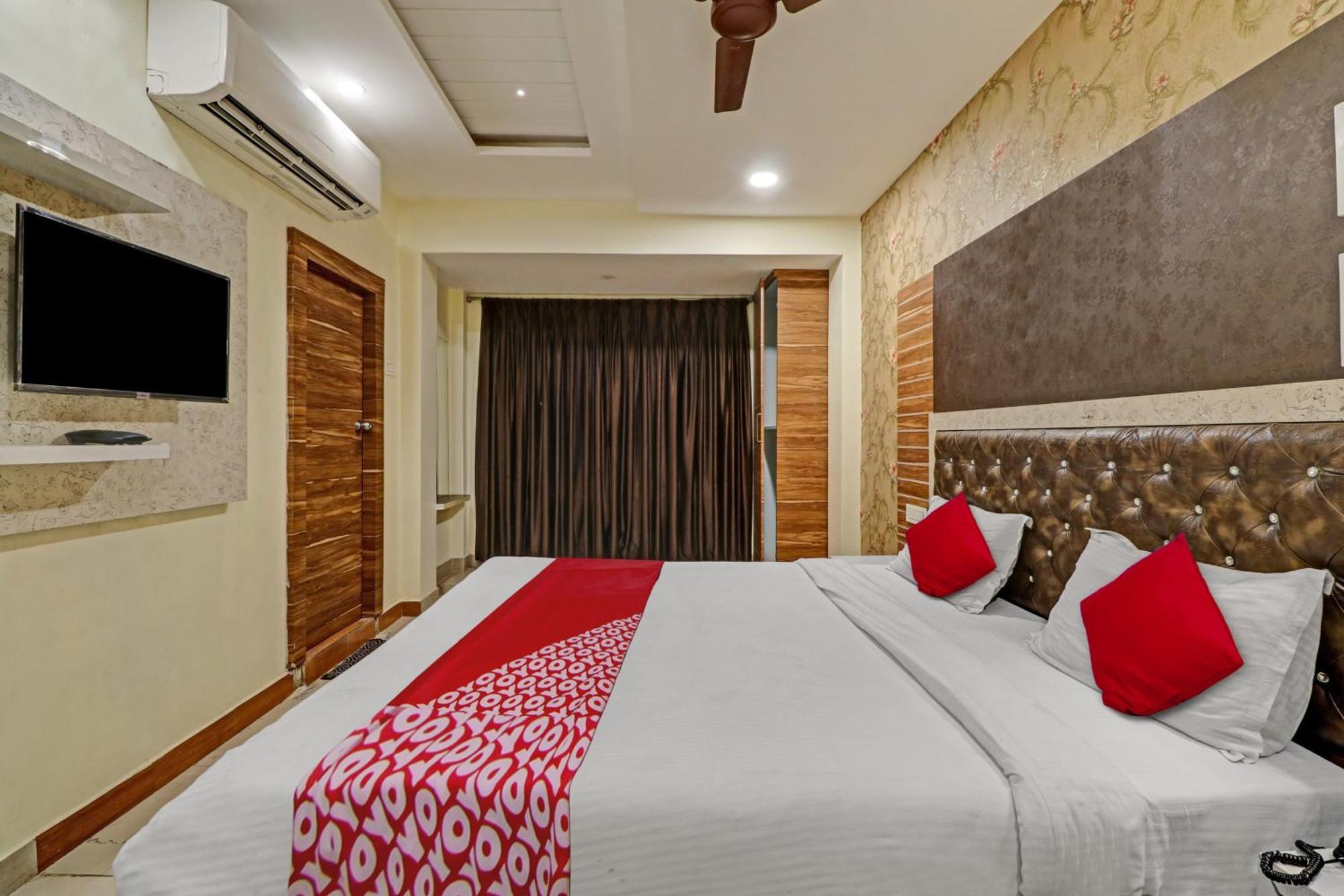 Hotel O Aditya Grand Inn Guntur Exterior photo